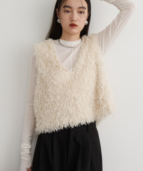 DFFUR.（ディフル）の「ルーズフィット2WAYファーベスト（ベスト・レディース・ブラック/アイボリー/ブラウン・FREE）」の13枚目の写真