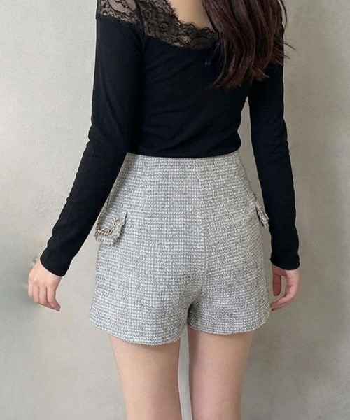 Jasmine Grandiflorum(ジャスミングランディフローラム)の「【Jasmine】ツイードフロントボタンショートパンツ(その他パンツ・レディース・グレー/オフホワイト/ブラック・LARGE/MEDIUM)」の12枚目の写真