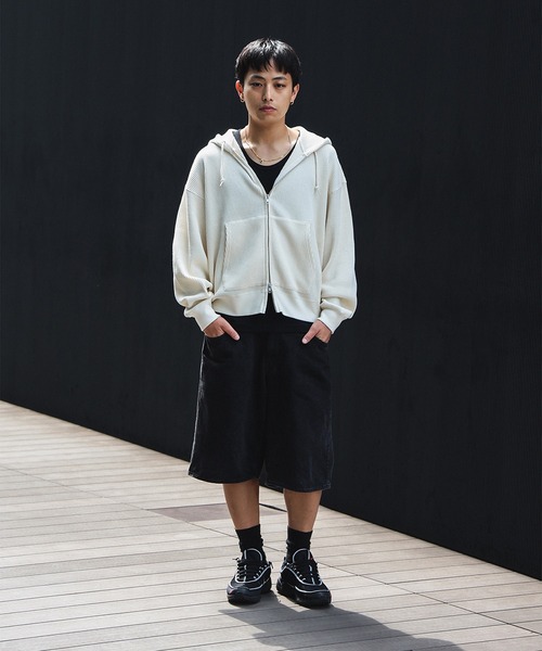 BEAMS T（ビームスティー）の「BEAMS T / Waffle Full Zip Hoodie  ワッフル フル ジップ フーディー（パーカー・メンズ・ブラック/ナチュラル・XL/L/M/S）」の17枚目の写真
