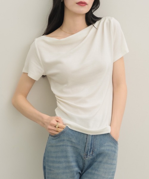 NEUNA（ヌナ）の「ワンショルハーフスリーブトップス（Tシャツ/カットソー・レディース・ベージュ/ブラック/オフホワイト/イエロー・FREE）」の17枚目の写真