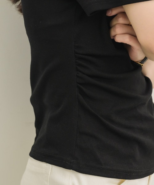 NEUNA（ヌナ）の「ワンショルハーフスリーブトップス（Tシャツ/カットソー・レディース・ベージュ/ブラック/オフホワイト/イエロー・FREE）」の6枚目の写真