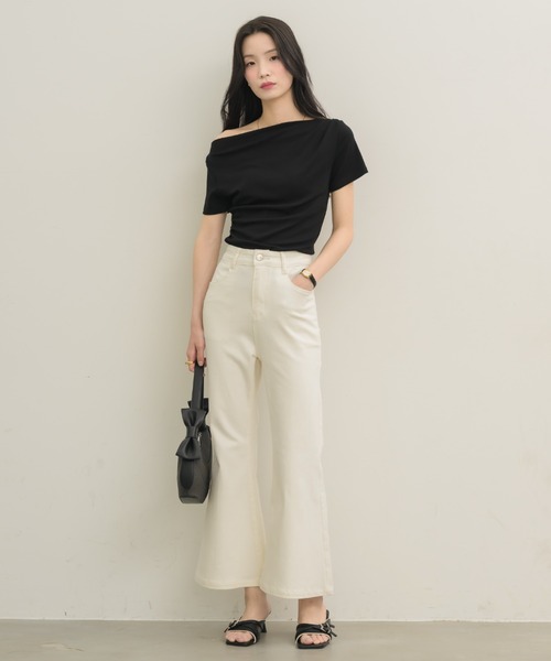 NEUNA（ヌナ）の「ワンショルハーフスリーブトップス（Tシャツ/カットソー・レディース・ベージュ/ブラック/オフホワイト/イエロー・FREE）」の16枚目の写真