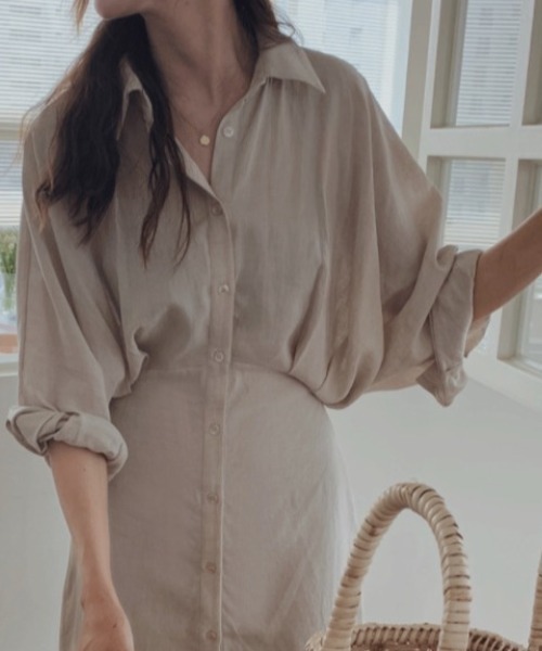 cammie(キャミー)の「ドルマンシャツワンピース(シャツワンピース・レディース・アイボリー/ブラック・M/L)」の5枚目の写真