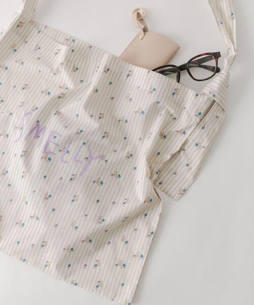 SMELLY(スメリー)の「プリントショルダーバッグ(ショルダーバッグ・レディース・ブラック/イエロー系その他/ブルー系その他/ベージュ系その他/ホワイト系その他・SMALL)」の7枚目の写真