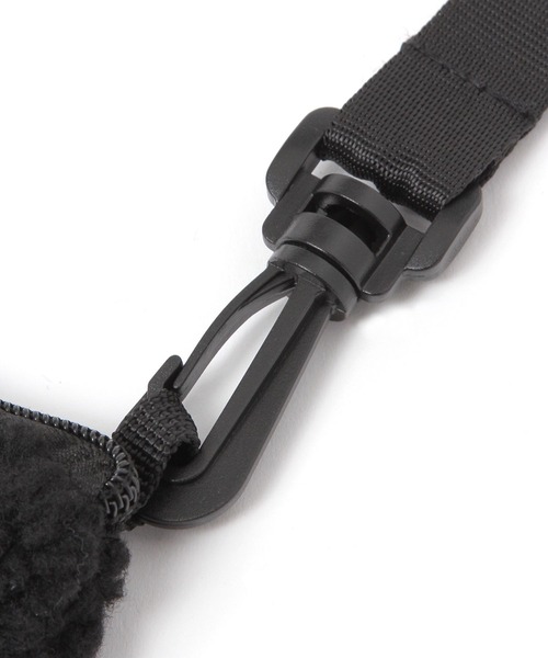 LAKOLE(ラコレ)の「ボアサコッシュ / 580655(ショルダーバッグ・レディース・ブラック/ホワイト・FREE)」の5枚目の写真