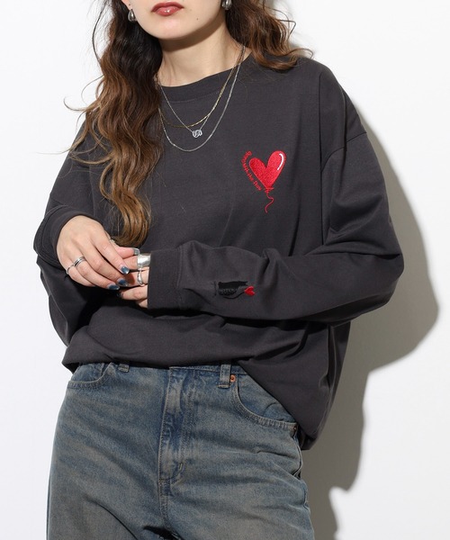 FUNALIVE(ファンアライブ)の「吸水速乾 UVカット ボックス ワイド シルエット 刺繍 転写Pt リブ付き ロンTEE(Tシャツ/カットソー・メンズ・チャコールグレー/ブラック系2/ホワイト系3/ブラック/ホワイト系1/ホワイト系2/ホワイト/ブラック系1/グレー系1/ブラック系3・M/L/LL)」の20枚目の写真