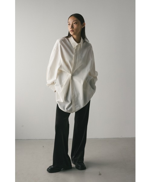 STYLEMIXER(スタイルミキサー)の「2WAYオーバーサイズシャツ 秋服(シャツ/ブラウス・レディース・ライトベージュ/ダークグリーン/ホワイト・FREE)」の7枚目の写真