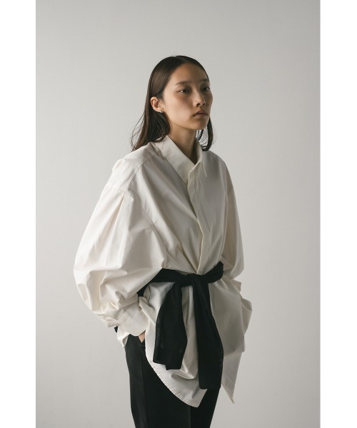 STYLEMIXER(スタイルミキサー)の「2WAYオーバーサイズシャツ 秋服(シャツ/ブラウス・レディース・ライトベージュ/ダークグリーン/ホワイト・FREE)」の4枚目の写真