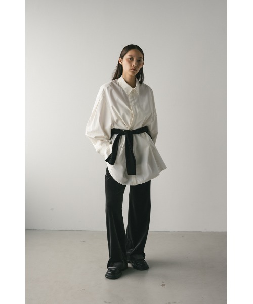 STYLEMIXER(スタイルミキサー)の「2WAYオーバーサイズシャツ 秋服(シャツ/ブラウス・レディース・ライトベージュ/ダークグリーン/ホワイト・FREE)」の5枚目の写真
