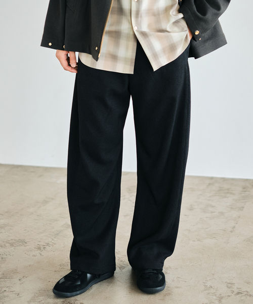 EDIFICE（エディフィス）の「トップ ツイル 3D フィット パンツ（スラックス・メンズ・ベージュ系その他/ブラウン/ブラック・LARGE/MEDIUM/SMALL）」の2枚目の写真