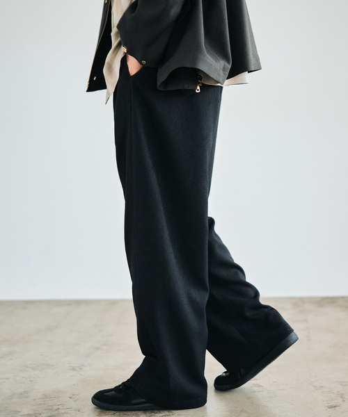 EDIFICE（エディフィス）の「トップ ツイル 3D フィット パンツ（スラックス・メンズ・ベージュ系その他/ブラウン/ブラック・LARGE/MEDIUM/SMALL）」の9枚目の写真