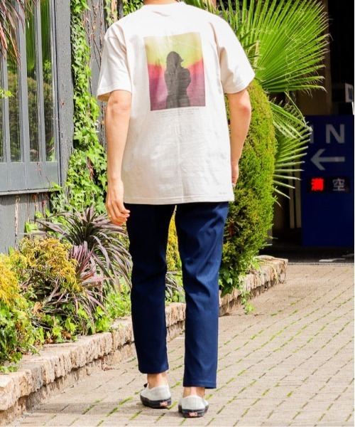 ARCHIVER(アーカイバ)の「バックプリント コットンTシャツ(Tシャツ/カットソー・レディース・B/D/C/その他4/その他7/その他/その他6/その他1/その他2/その他3/その他5/その他8・LARGE/MEDIUM/X-LARGE)」の12枚目の写真