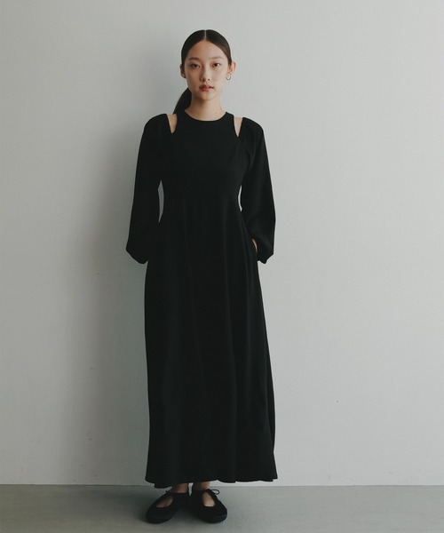 EFOLE(エフォル)の「Off shoulder long one-piece/オフショルダーロングワンピース(ワンピース・レディース・ベージュ/ブラック・FREE)」の2枚目の写真