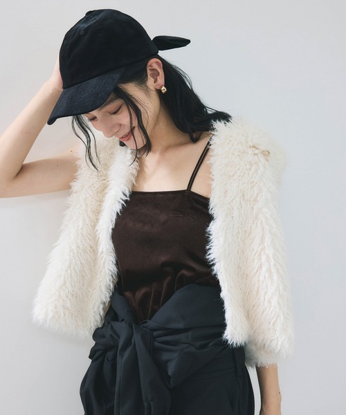 VIS（ビス）の「カップ付きベロアキャミソール（キャミソール・レディース・ダークブラウン/キナリ/グレー・FREE）」の3枚目の写真