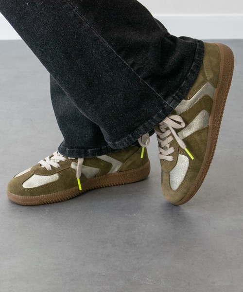 VERBENAS（ベルベナス）の「【VERBENAS】ローカットガムソールスニーカー(E55007)（スニーカー・レディース・ホワイト系その他/ブラック系その他/ブラウン系その他/グリーン系その他・38/36/37）」の4枚目の写真