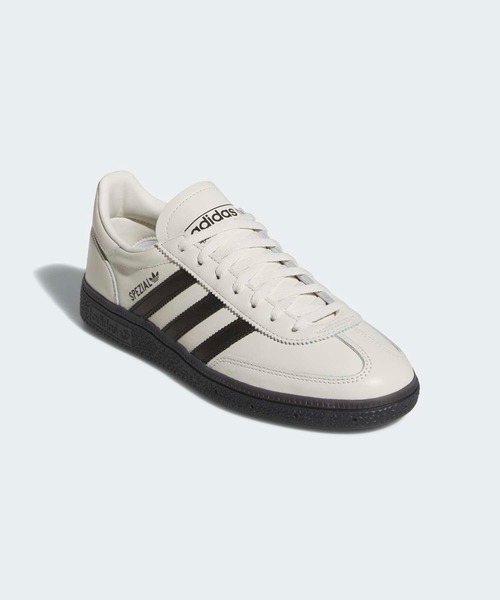 adidas（アディダス）の「ハンドボール スペツィアル シューズ / Handball Spezial Shoes / アディダスオリジナルス adidas Originals（スニーカー・レディース・ホワイト・23.0cm/23.5cm/24.0cm/24.5cm/25.0cm/22.0cm/22.5cm/25.5cm/26.0cm/26.5cm/27.0cm/27.5cm/28.0cm/28.5cm/29.0cm）」の4枚目の写真