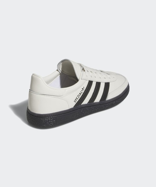 adidas（アディダス）の「ハンドボール スペツィアル シューズ / Handball Spezial Shoes / アディダスオリジナルス adidas Originals（スニーカー・レディース・ホワイト・23.0cm/23.5cm/24.0cm/24.5cm/25.0cm/22.0cm/22.5cm/25.5cm/26.0cm/26.5cm/27.0cm/27.5cm/28.0cm/28.5cm/29.0cm）」の5枚目の写真