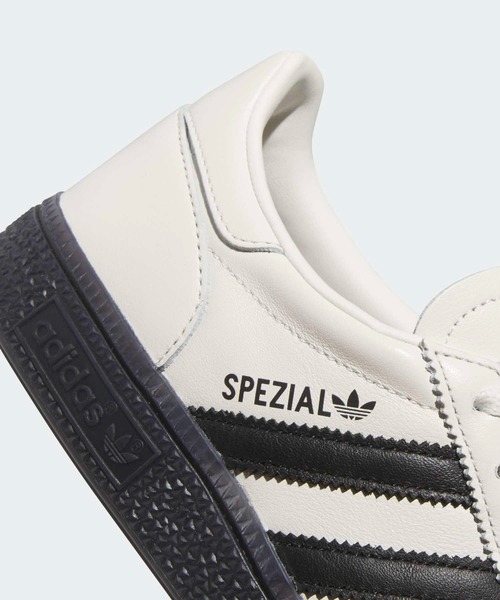 adidas（アディダス）の「ハンドボール スペツィアル シューズ / Handball Spezial Shoes / アディダスオリジナルス adidas Originals（スニーカー・レディース・ホワイト・23.0cm/23.5cm/24.0cm/24.5cm/25.0cm/22.0cm/22.5cm/25.5cm/26.0cm/26.5cm/27.0cm/27.5cm/28.0cm/28.5cm/29.0cm）」の7枚目の写真