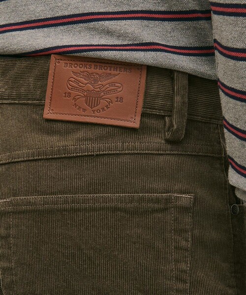 BROOKS BROTHERS(ブルックスブラザーズ)の「ストレッチコットン 15-Waleコーデュロイ 5ポケットパンツ Regular Fit(その他パンツ・メンズ・カーキ/ブラウン/ブルー/ネイビー/チャコールグレー・30inch/31inch/33inch/34inch/37inch/32inch/36inch/38inch/35inch/29inch)」の17枚目の写真