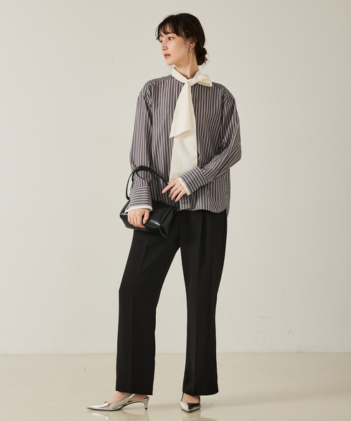qualite(カリテ)の「【ボウタイ取り外し可能】クレリックボウタイブラウス/秋服/冬服/オフィスカジュアル(シャツ/ブラウス・レディース・ブラック/ピンク・フリー)」の9枚目の写真