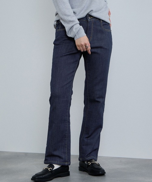 NAVY(ネイビー)の「nAvy マックヒート裏起毛スリムストレート(デニムパンツ・レディース・ブルー系1/ブラック/ブルー系2・XS/S/M/L)」の2枚目の写真