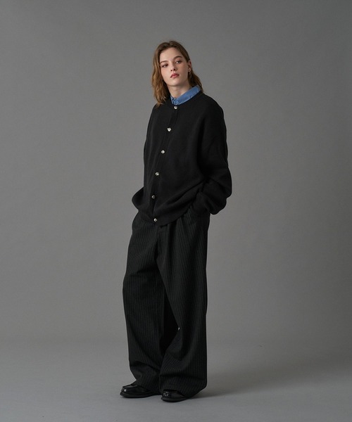 ONCILY（オンシェリー）の「SILVER BUTTON CREW NECK CARDIGAN / シルバーボタンクルーネックカーディガン（カーディガン/ボレロ・メンズ・チャコールグレー/ブラック/ライトブルー/ネイビー・LARGE/SMALL/MEDIUM）」の20枚目の写真