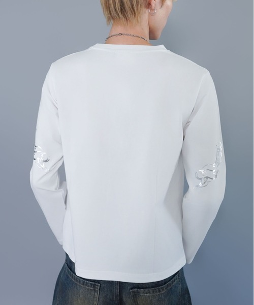 SPINNS(スピンズ)の「短丈ロングスリーブTシャツ/トライバルデザイン/ロンT/ショート丈(Tシャツ/カットソー・メンズ・ブラック/ホワイト・ONESIZE)」の16枚目の写真