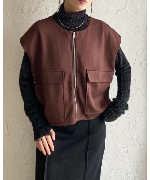 セール】ショート丈フラップポケット付きフロントジップベスト（ベスト