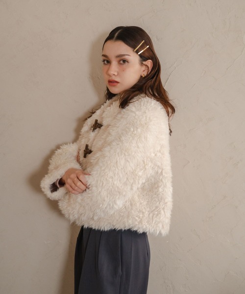 セール】【Nu】ショート丈ボリュームファーコート（その他アウター