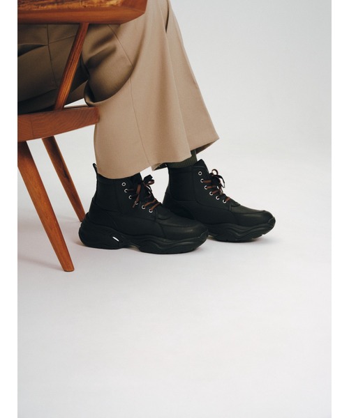 OAO（オーエーオー）の「FLARE（スニーカー・レディース・Black/Beige・22/23/24/25/26/28/29/26.5/27/27.5）」の20枚目の写真