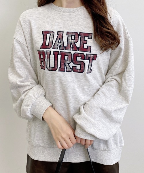 INGNI(イング)の「アソート柄貼付ロゴスウェットチュニック(スウェット・レディース・ベージュ系その他4/ブラック系/ブラック系その他3/ベージュ系その他3・M)」の18枚目の写真