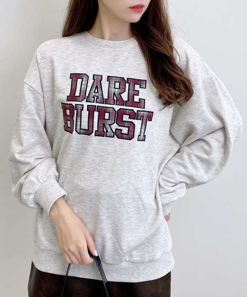 INGNI(イング)の「アソート柄貼付ロゴスウェットチュニック(スウェット・レディース・ベージュ系その他4/ブラック系/ブラック系その他3/ベージュ系その他3・M)」の19枚目の写真