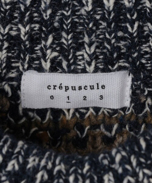 City Ambient Products(シティアンビエントプロダクツ)の「crepuscule: MULTI BORDER MIX PO(ニット/セーター・メンズ・ブラック/ブラウン/ネイビー・1)」の7枚目の写真