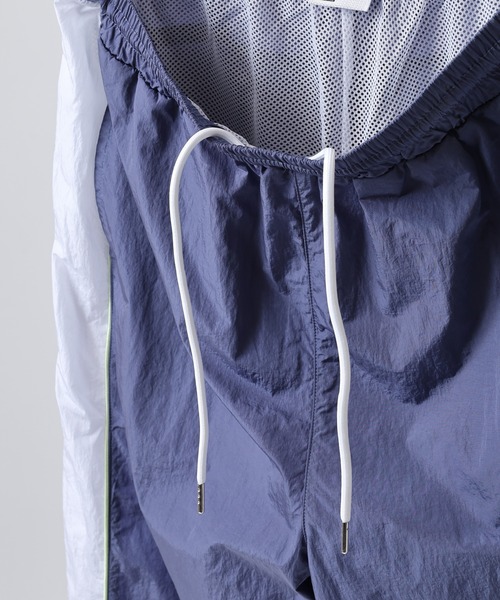 FILA(フィラ)の「FILA LINE TRACK PANTS NYLON フィラ ナイロン トラックパンツ(その他パンツ・レディース・ブラック/ブルー/ライトグリーン・XL/L/M)」の8枚目の写真