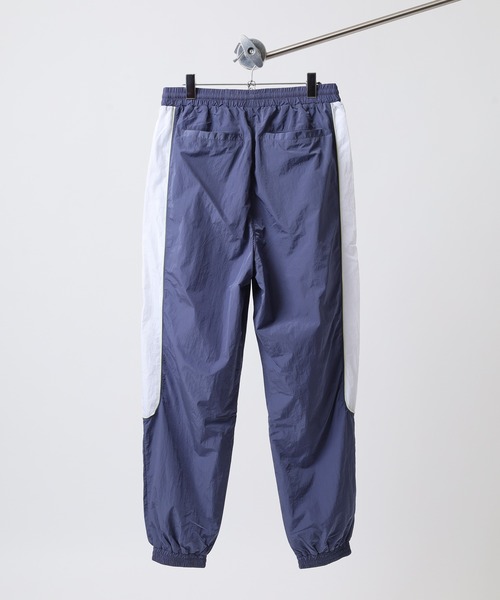 FILA(フィラ)の「FILA LINE TRACK PANTS NYLON フィラ ナイロン トラックパンツ(その他パンツ・レディース・ブラック/ブルー/ライトグリーン・XL/L/M)」の14枚目の写真