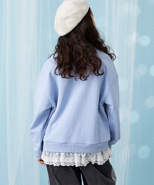 trois lapins kp（トロワラパンケーピー）の「trois lapins 裾レース 裏毛トレーナー（スウェット・キッズ・サックスブルー/ブラック・140cm/130cm/120cm/150cm/160cm）」の7枚目の写真