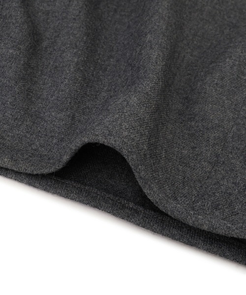 ADAM ET ROPE'(アダムエロペ)の「コクーンロンパース(つなぎ/オールインワン・レディース・チャコールグレー/ダークブラウン・36/38)」の12枚目の写真