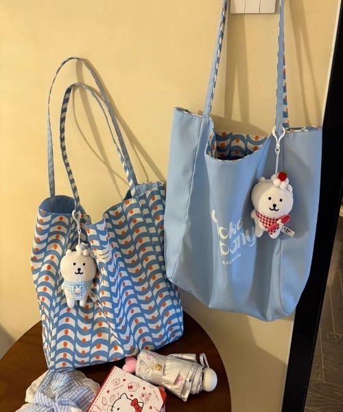Ritzy（リッツィー）の「2way  韓国風肩がけバッグ A4対応 通勤通学  トートバッグ（飾り物無し）（トートバッグ・レディース・ブルー/レッド/パープル/イエロー・FREE）」の6枚目の写真