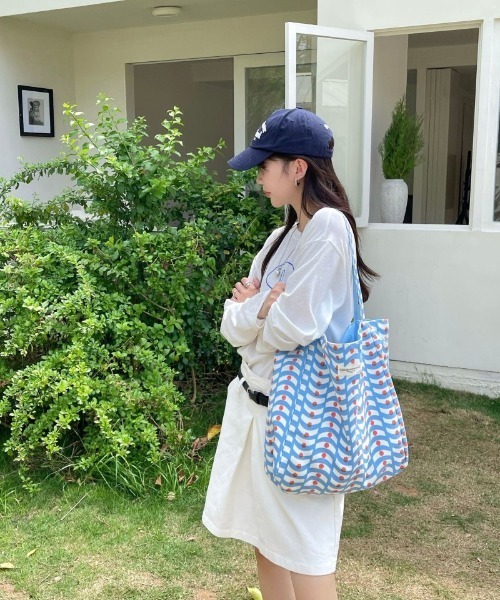 Ritzy（リッツィー）の「2way  韓国風肩がけバッグ A4対応 通勤通学  トートバッグ（飾り物無し）（トートバッグ・レディース・ブルー/レッド/パープル/イエロー・FREE）」の20枚目の写真