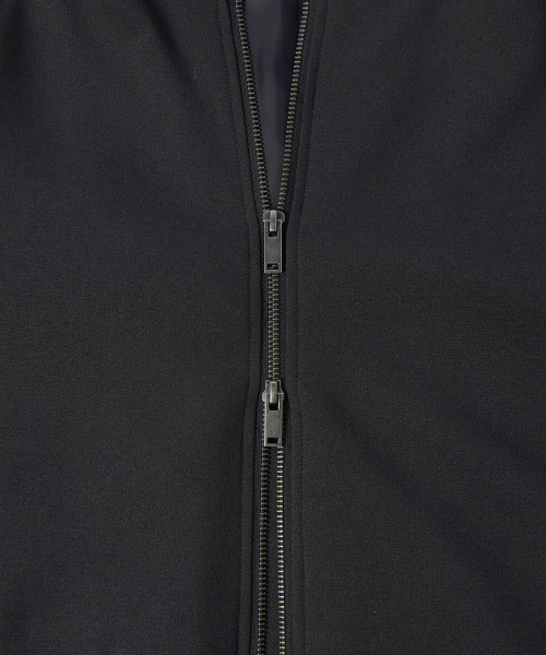 MUSINSA STANDARD（ムシンサスタンダード）の「クレープハイネックブルゾンジャケット [ダークグレー]（ブルゾン・メンズ・その他・MEDIUM/LARGE/X-LARGE/XX-LARGE）」の5枚目の写真