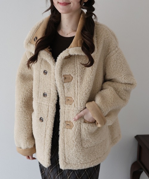 BLUEEAST（ブルーイースト）の「リバーシブルボアムートンコート（ムートンコート・レディース・キャメル/ベージュ・MEDIUM）」の7枚目の写真