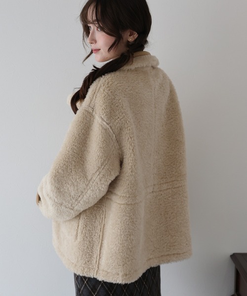 BLUEEAST（ブルーイースト）の「リバーシブルボアムートンコート（ムートンコート・レディース・キャメル/ベージュ・MEDIUM）」の9枚目の写真