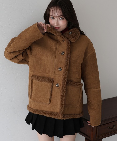 BLUEEAST（ブルーイースト）の「リバーシブルボアムートンコート（ムートンコート・レディース・キャメル/ベージュ・MEDIUM）」の12枚目の写真