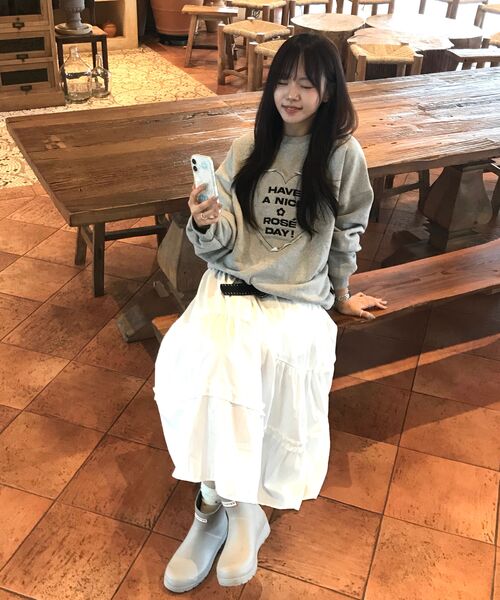 ROSEFRANTZ（ロゼフランツ）の「In the heart Sweatshirt [Gray]（スウェット・レディース・アッシュグレー・FREE）」の3枚目の写真