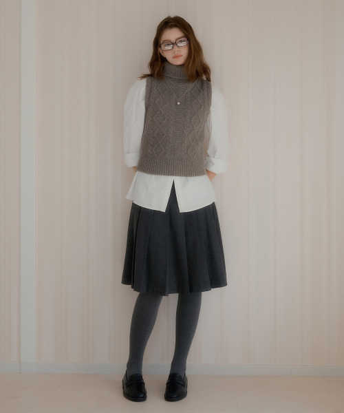 LETTER FROM MOON(レターフロムムーン)の「ボタンミディプリーツウールスカート(チャコール)(スカート・レディース・その他・SMALL/MEDIUM)」の3枚目の写真
