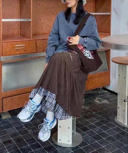 gossip!ロサンゼルス(ゴシップロサンゼルス)の「Y2K レイヤリングデザイン フリルスカート ティアードスカート(スカート・レディース・ブラック/ブラウン/グレー・FREE)」の13枚目の写真