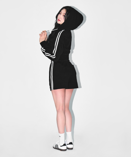 BORN TO WIN（ボーントゥウィン）の「W CHROME B TRACK LINE SHORTS [BLACK]（その他パンツ・レディース・その他・1/2）」の4枚目の写真