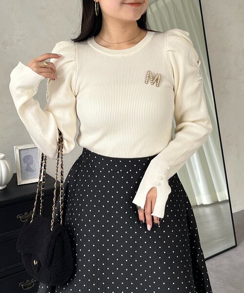 prose verse(プロズヴェール)の「袖パールパフスリーブリブニット(ニット/セーター・レディース・ブラック/ピンク/ホワイト系その他/オフホワイト・LARGE/MEDIUM)」の3枚目の写真