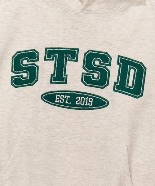 SLIT STUDIO(エスリットスタジオ)の「STSD アーチロゴ フードパーカー オートミール(パーカー・レディース・その他・LARGE/SMALL/X-LARGE)」の3枚目の写真