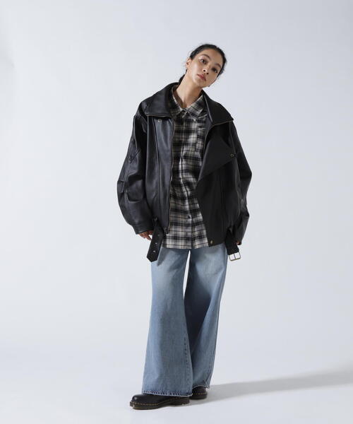 ROYAL FLASH（ロイヤルフラッシュ）の「MITSUKI/ミツキ/Ｗウエストデニムパンツ（デニムパンツ・レディース・ブルー・M/S）」の2枚目の写真